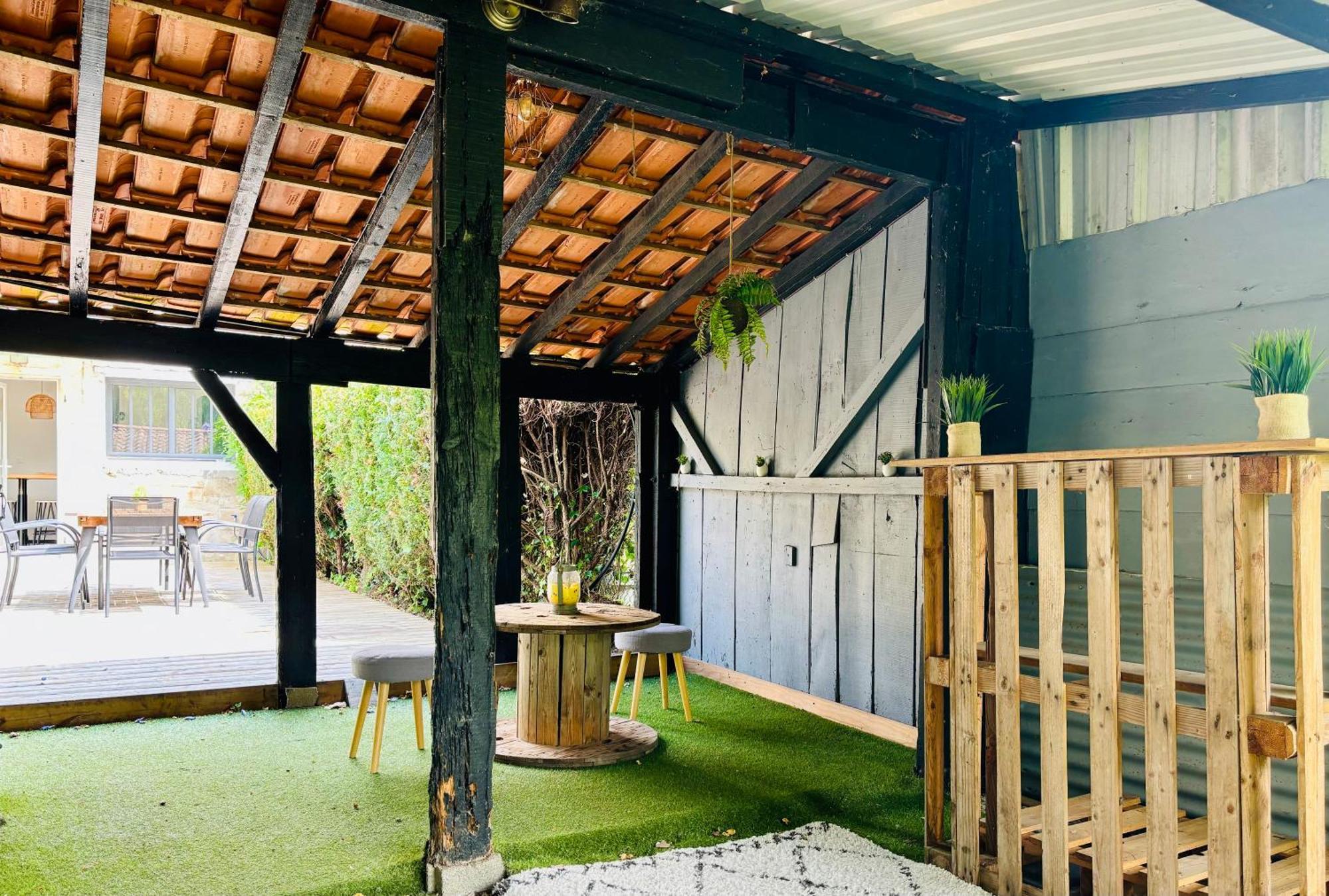 La Maison Du Parc, Charme Et Tranquillite Niort Exterior foto